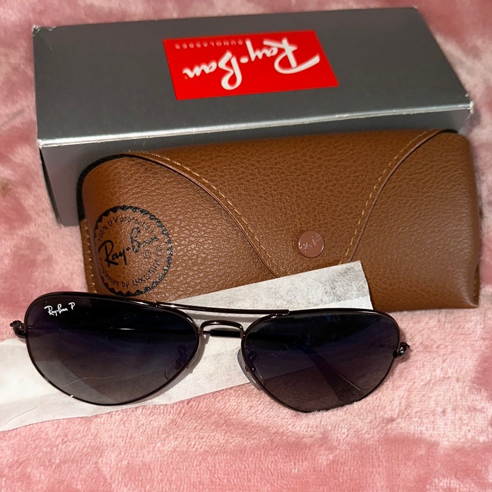Ray-Ban Gunmetal Aviator Sunglasses